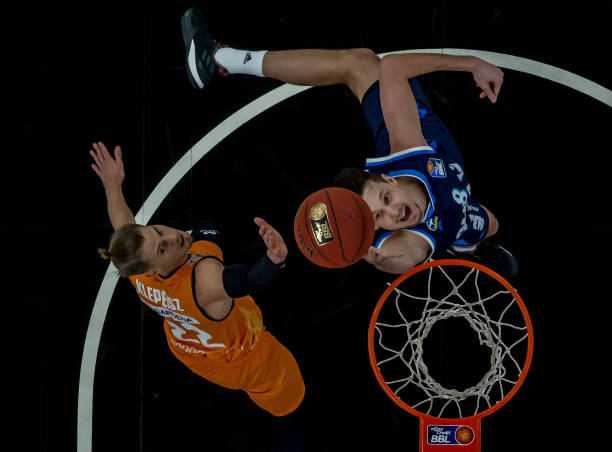 项运动的人 项运动的人