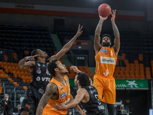 从赛季初期 从赛季初期